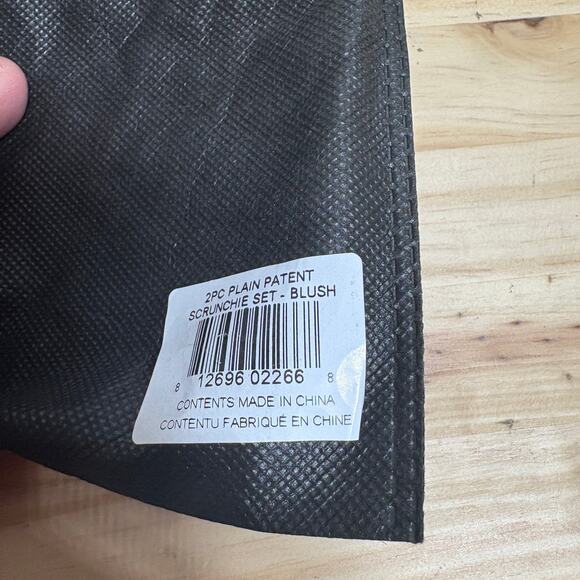 Kitsch X Justine Marjan 2 Pc Set Womens Plain Patent Hair Scrunchie Set Blush - Picture 5 of 5